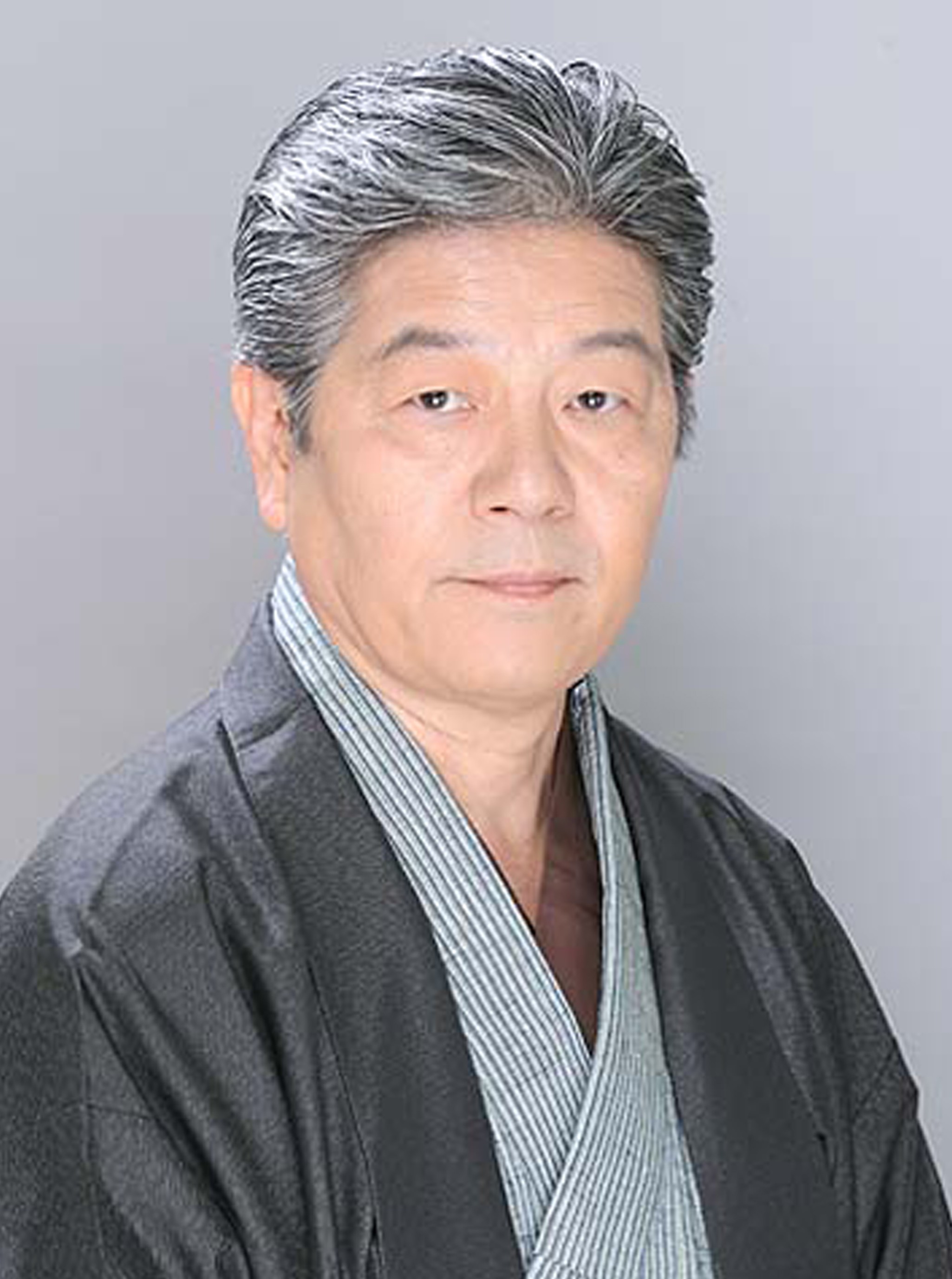 大林隆介