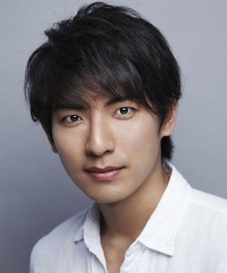上山龙治
