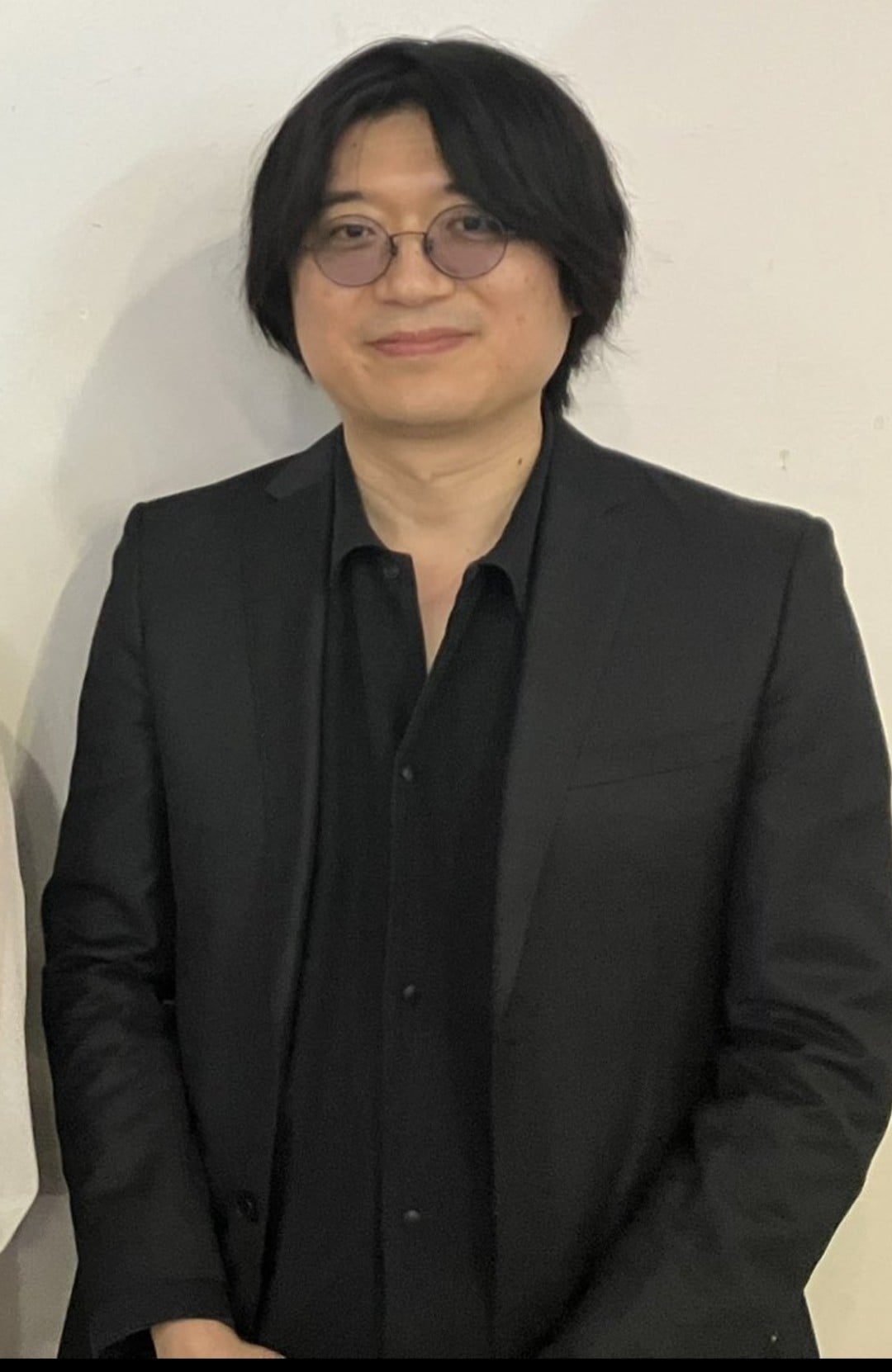 黑柳利充