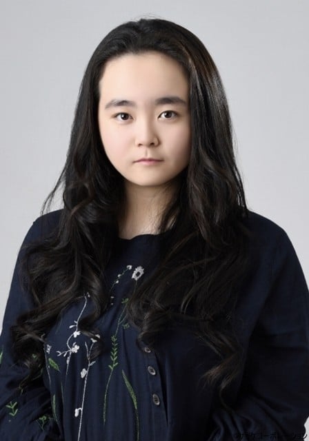 石泽芽依