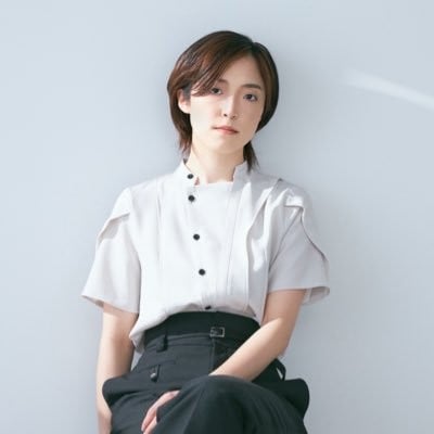 夏目真妃