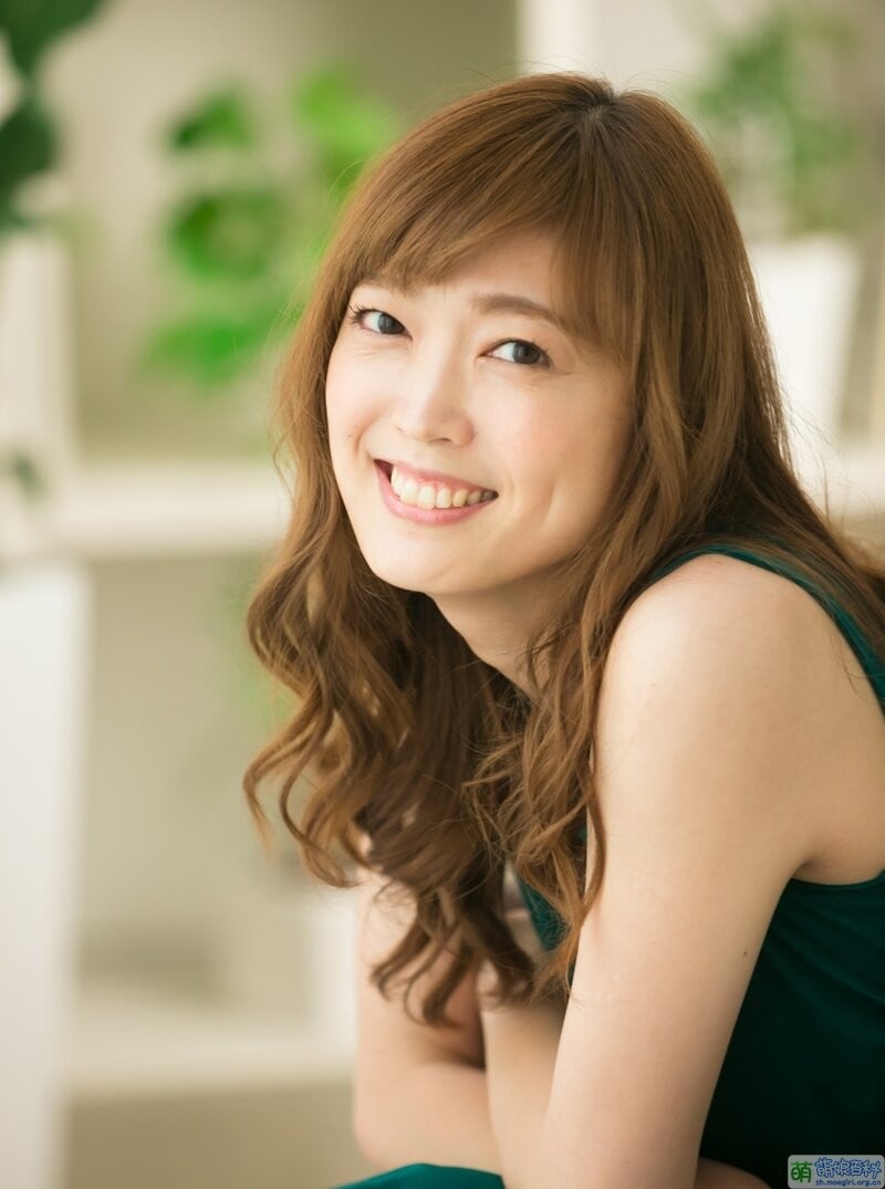 栋方真梨子