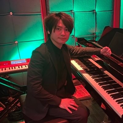 山本真央