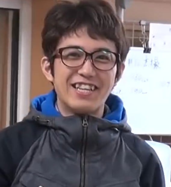 山本伦