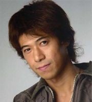 三堂芯吾