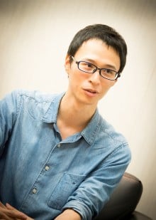 青崎有吾