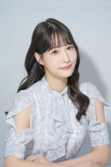结名美月