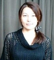 小春野繭