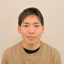 伊奈透光