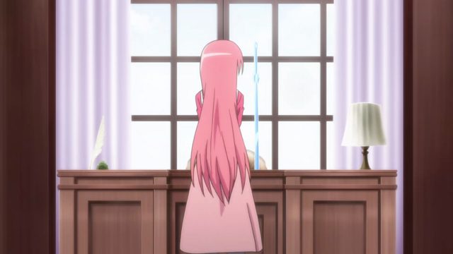 ドアをノックするのは誰だ？